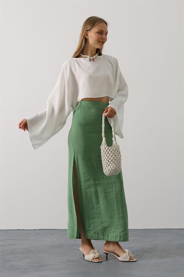 RYN BAT SLEEVE CROP BLOUSE - White - Rimouski