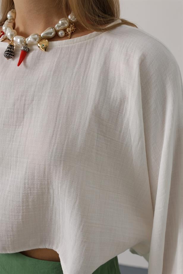 RYN BAT SLEEVE CROP BLOUSE - White - Rimouski