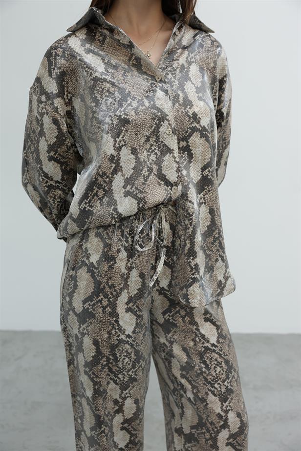 RYN Snake Printed Set - Beige - Newmarket