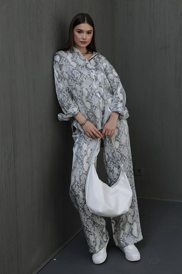 RYN Snake Print Set - Grey - Bangor
