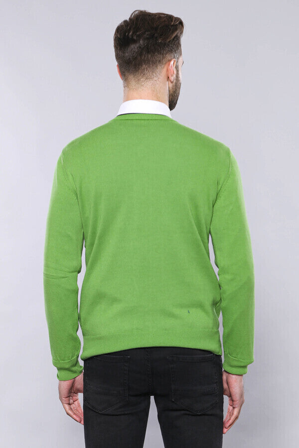 WSS V Neck Dark Green Sweater  - Drobeta-Turnu Severin