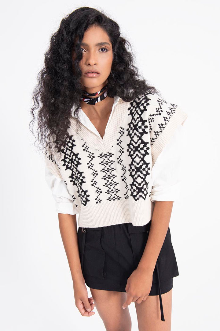 BSL Women Ethnic Patterned Sleeveless V-Neck Sweater - Saarlouis