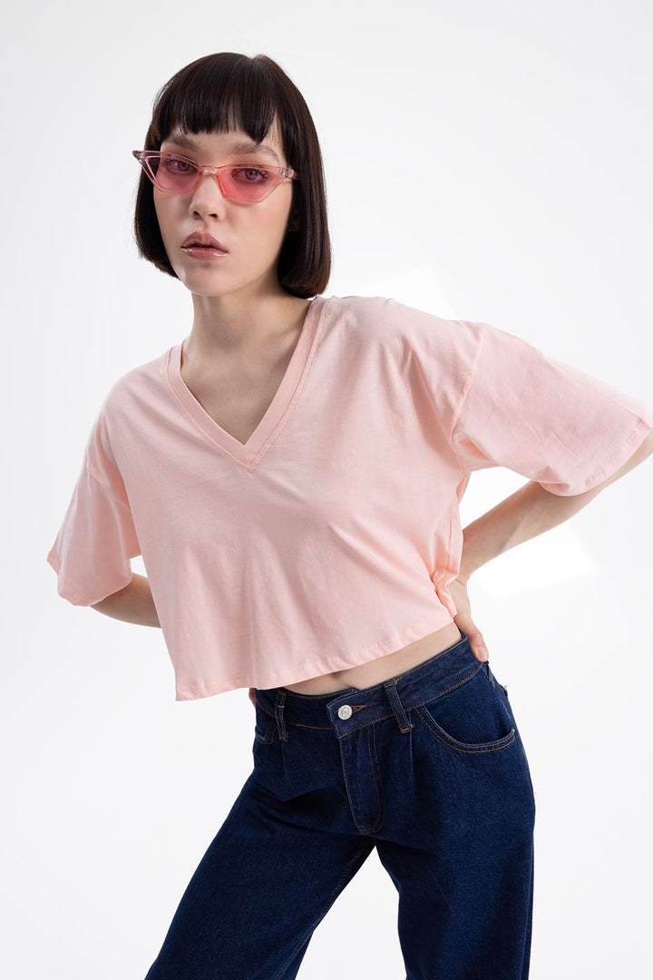 BSL Women V-neck short sleeve crop T-shirt - Whittier