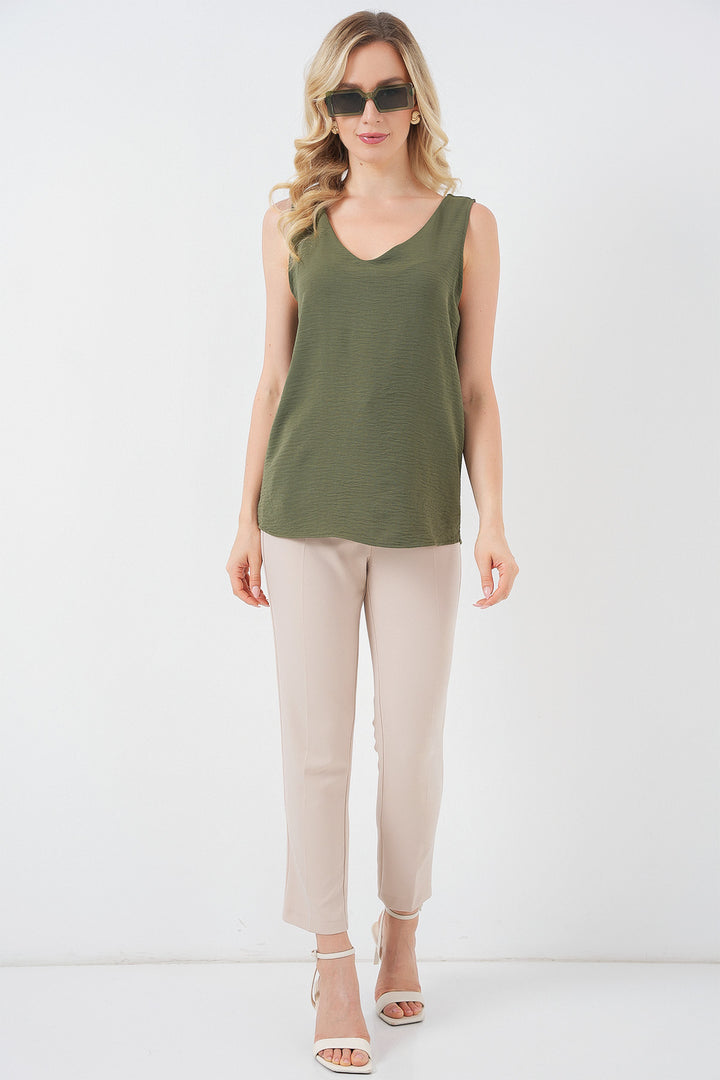 BGD Women V Neck Sleeveless Blouse 950 - Khaki - Ílion