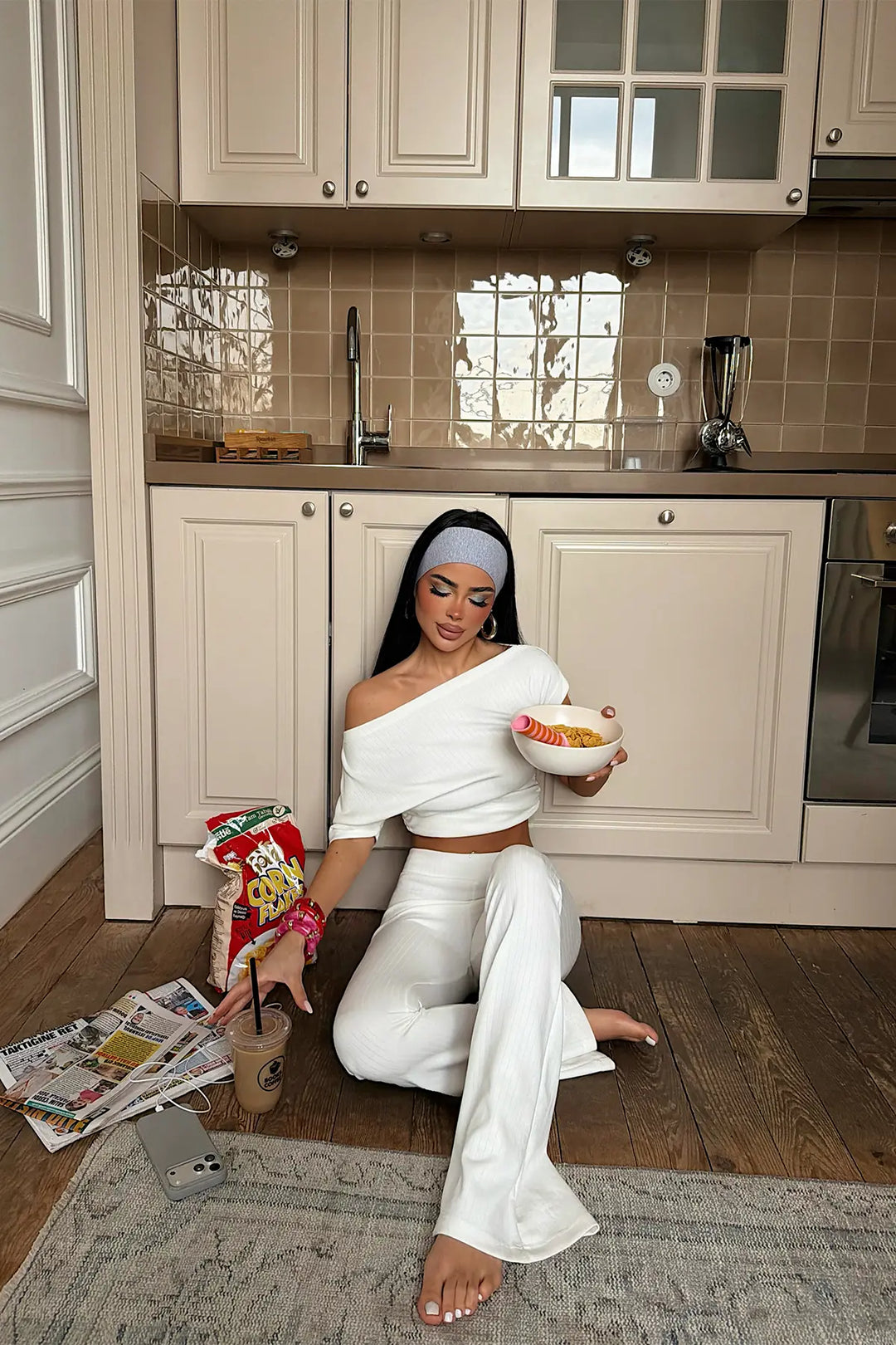 EYY Women White Pants Set - Titusville