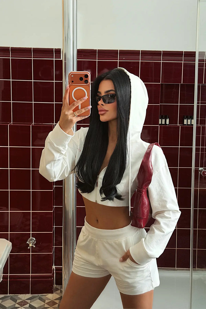 EYY Women White Shorts Set - Chilón