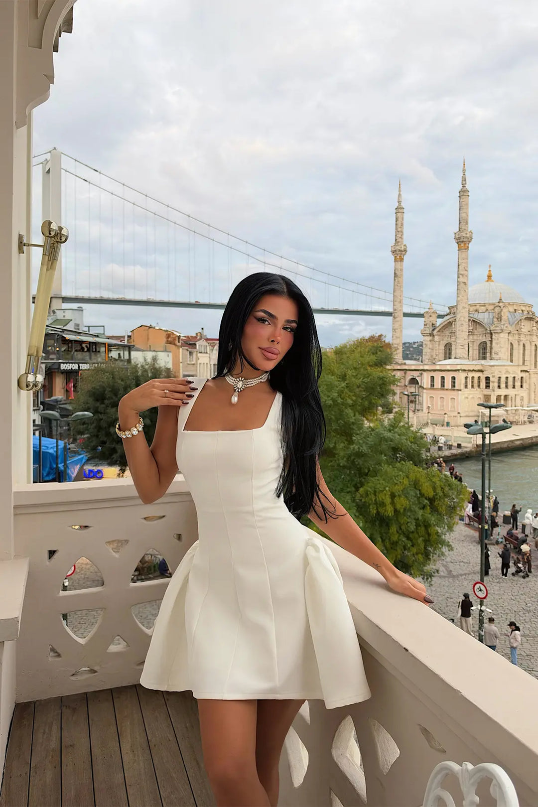 EYY Women White Spaghetti-Strap Basic Dress - Chelsea