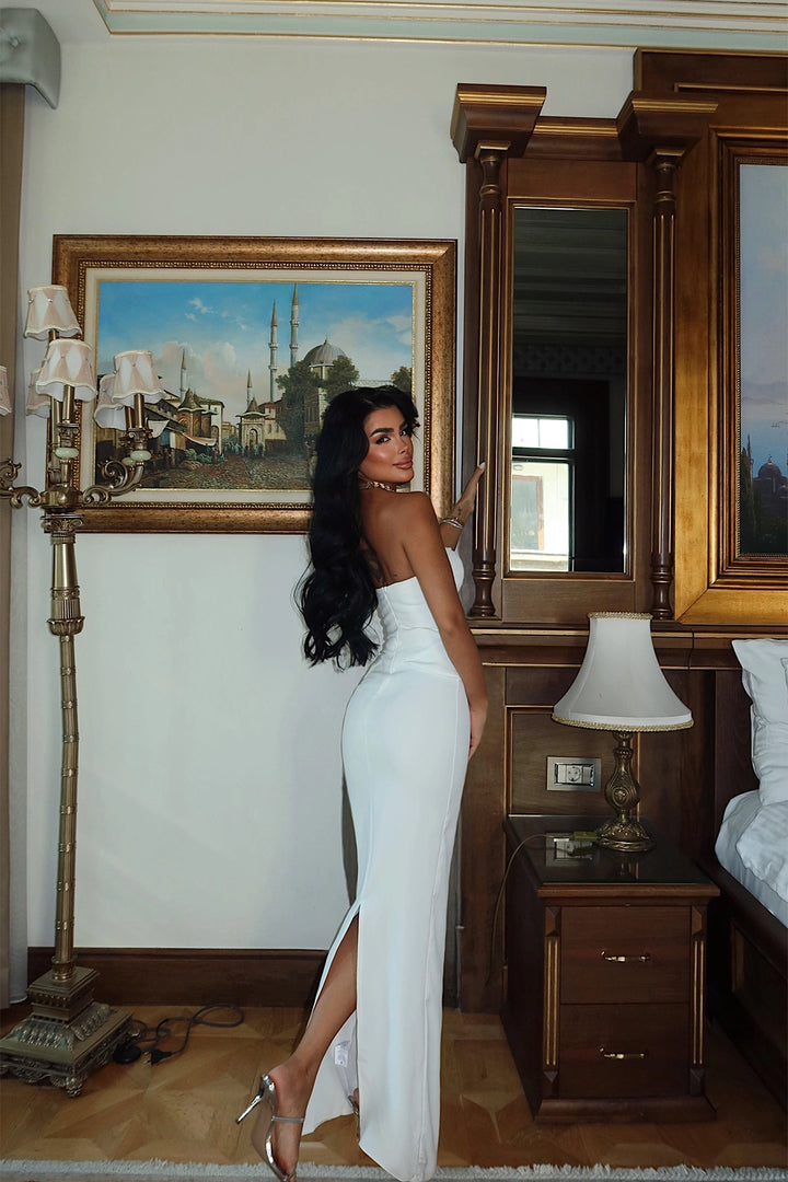 EYY Women White Strapless Dress with Pocket Detail - Monrovia