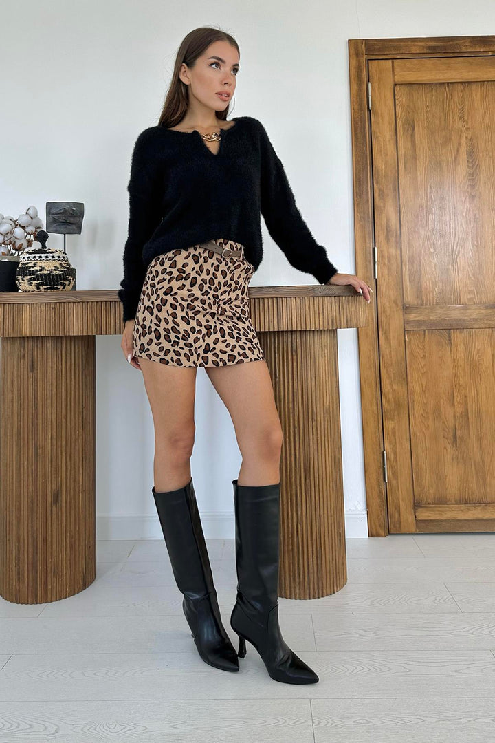 ELS Chain Detailed Sweater - Black - Lozova