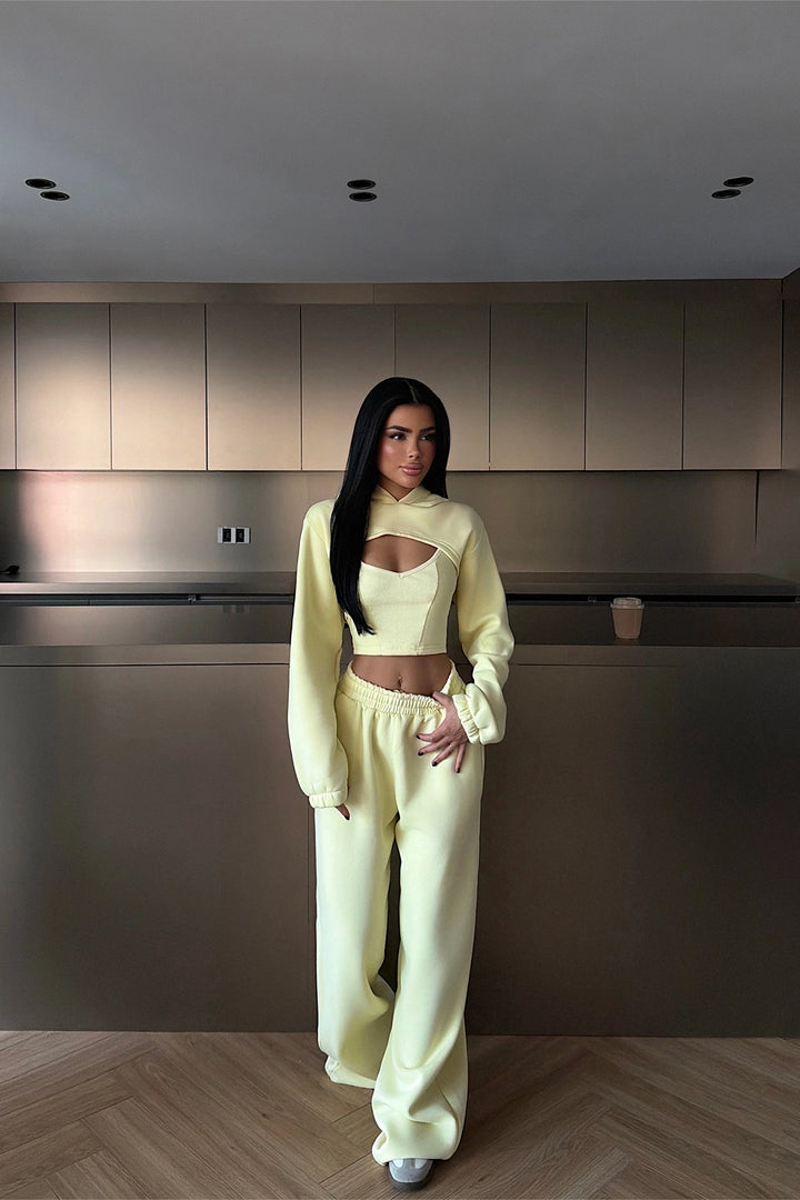 EYY Women Yellow Bolero Suit - Villanueva y Geltrú